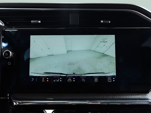 Used 2024 GMC Sierra 2500 Denali w/ Denali Reserve Package image 16