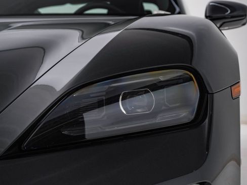 Certified 2025 Porsche Taycan AWD/4WD image 7