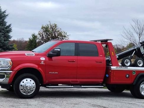 Used 2023 RAM 5500 Laramie image 2