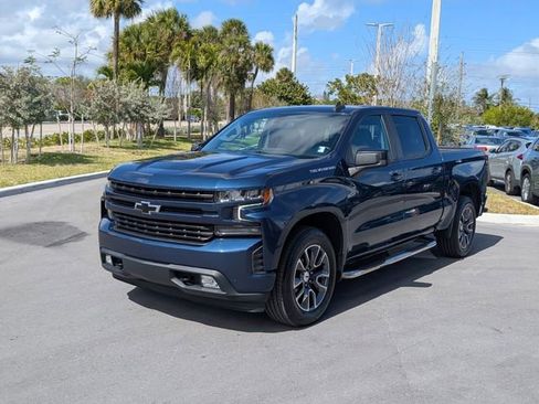 Used 2021 Chevrolet Silverado 1500 RST w/ Convenience Package II image 3