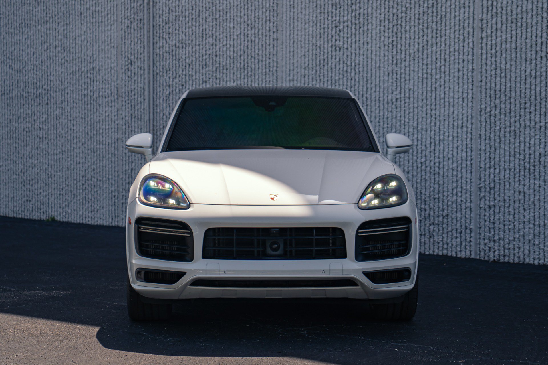 Used 2020 Porsche Cayenne Turbo AWD/4WD image 19