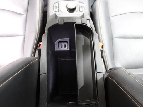 Used 2021 GMC Terrain SLT w/ Elevation Edition AWD/4WD image 33
