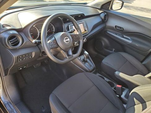 Certified 2025 Nissan Kicks Play S image 13