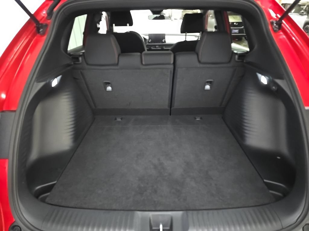 Used 2024 Honda HR-V Sport image 11