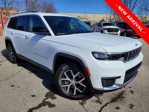 Used 2023 Jeep Grand Cherokee L Limited image 1