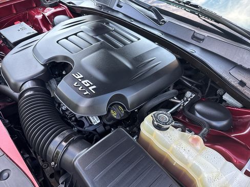 Used 2020 Dodge Charger SXT RWD image 23