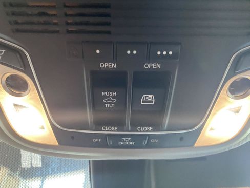 Used 2017 Honda Ridgeline RTL-E image 22