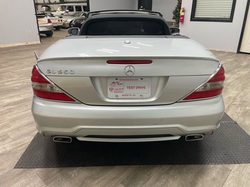 Used 2009 Mercedes-Benz SL 550 image 8