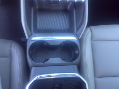 New 2026 GMC Terrain Elevation w/ Elevation Premium Package AWD/4WD image 17