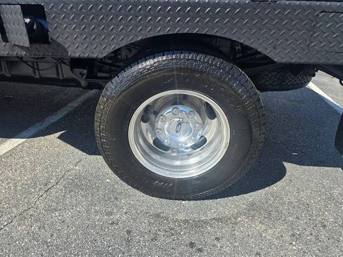 Used 2005 Ford F350 XLT RWD image 14