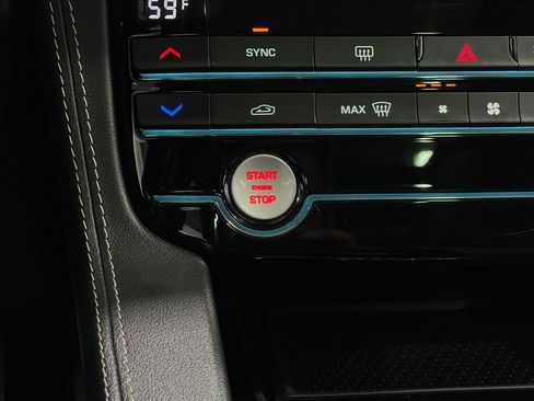 Used 2018 Jaguar F-PACE S image 16