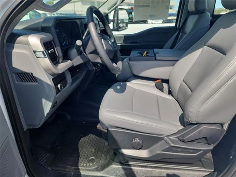 New 2025 Ford F250 XL w/ XL Chrome Package AWD/4WD image 11