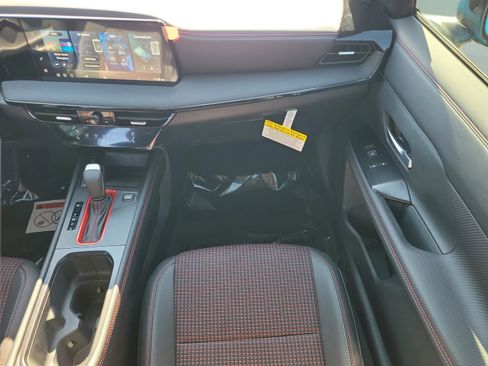 New 2026 Nissan Kicks SR image 17