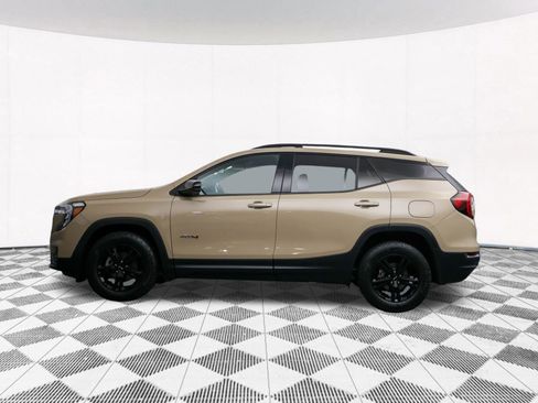 Used 2022 GMC Terrain AT4 AWD/4WD image 41