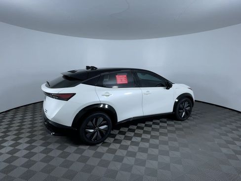 Certified 2024 Nissan Ariya AWD image 9
