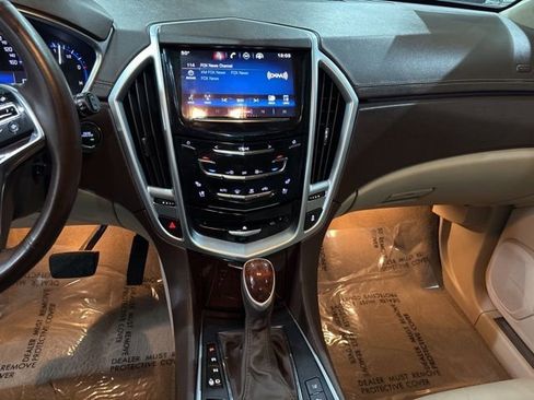 Used 2016 Cadillac SRX Premium image 26