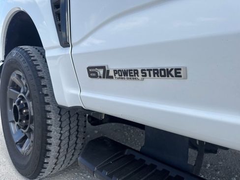 Used 2024 Ford F250 Lariat w/ Lariat Ultimate Package image 11