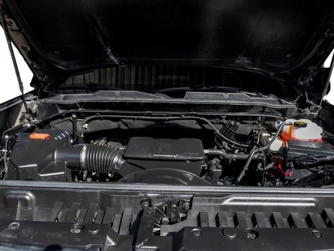 Used 2020 Chevrolet Silverado 2500 LTZ AWD/4WD image 50