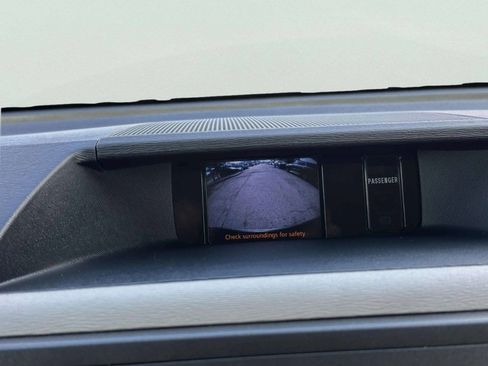 Used 2013 Toyota Sienna LE FWD image 35