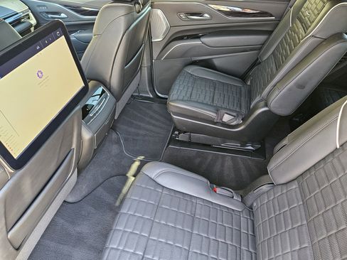 Used 2024 Cadillac Escalade V image 27