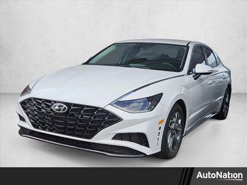Used 2023 Hyundai Sonata SEL image 1
