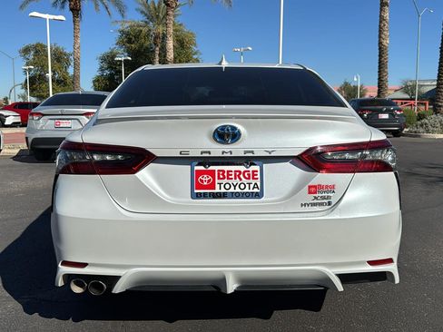 Used 2021 Toyota Camry XSE image 6