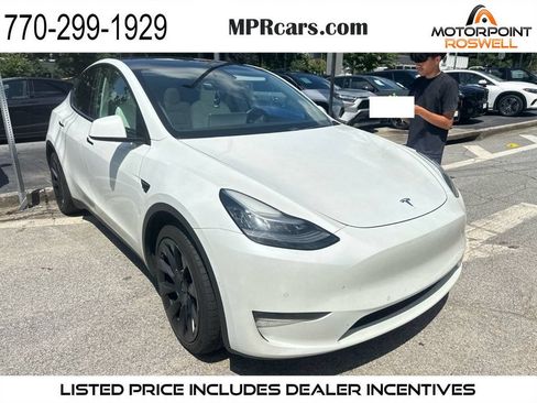 Used 2021 Tesla Model Y Long Range AWD/4WD image 1
