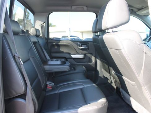 Used 2018 Chevrolet Silverado 1500 LT w/ Texas Edition RWD image 32