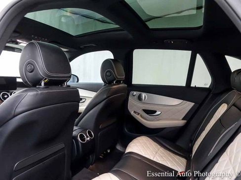 Used 2021 Mercedes-Benz GLC 300 4MATIC image 15
