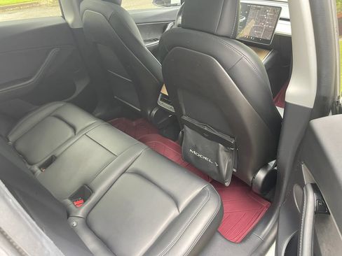 Used 2020 Tesla Model Y Performance AWD/4WD image 13