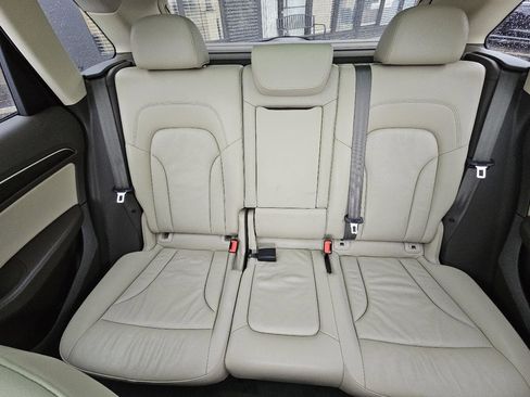 Used 2017 Audi Q5 2.0T Premium image 38