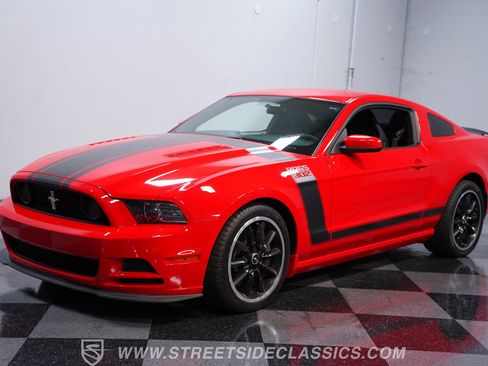 Used 2013 Ford Mustang Boss 302 w/ Boss 302 Accessory Pkg RWD image 6