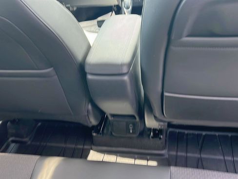 Used 2023 Buick Encore GX Select w/ Experience Buick Package FWD image 29