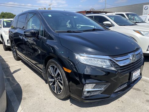 Used 2018 Honda Odyssey Elite image 7