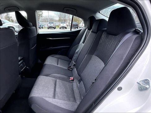 Used 2025 Toyota Camry LE FWD image 15