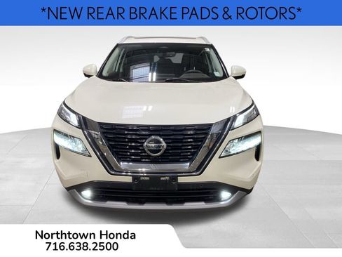 Used 2021 Nissan Rogue SL w/ Premium Package image 3