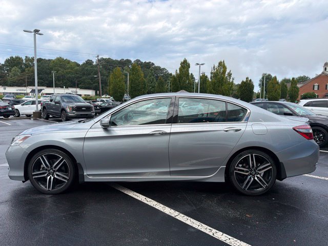 Certified 2017 Honda Accord Touring image 13