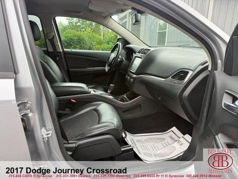 Used 2017 Dodge Journey Crossroad w/ Popular Equipment Group FWD image 13