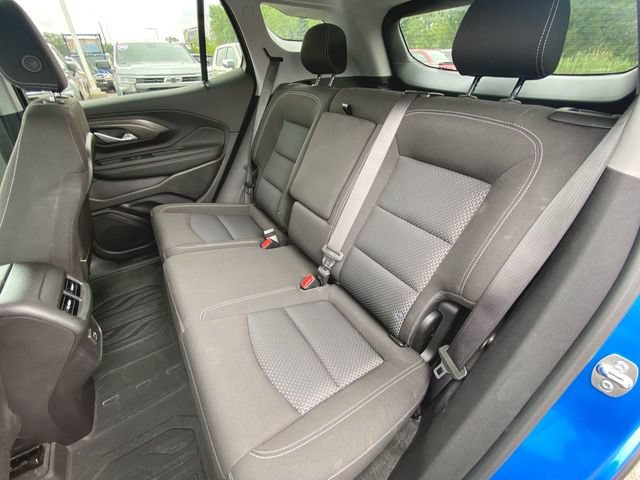 Used 2024 GMC Terrain SLE w/ Driver Convenience Package FWD image 23