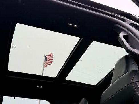 Used 2022 Ford Explorer ST w/ Equipment Group 401A image 3