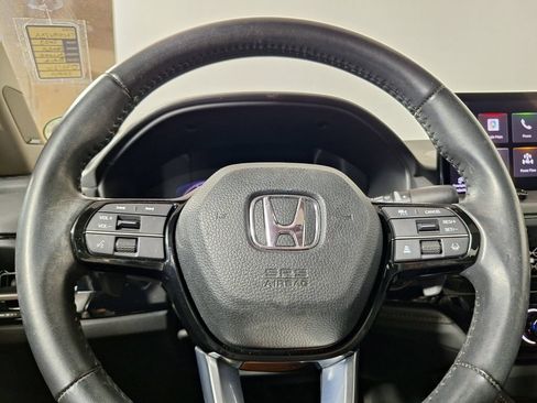 Used 2023 Honda Accord Touring image 18