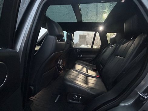 Used 2016 Land Rover Range Rover Supercharged image 9