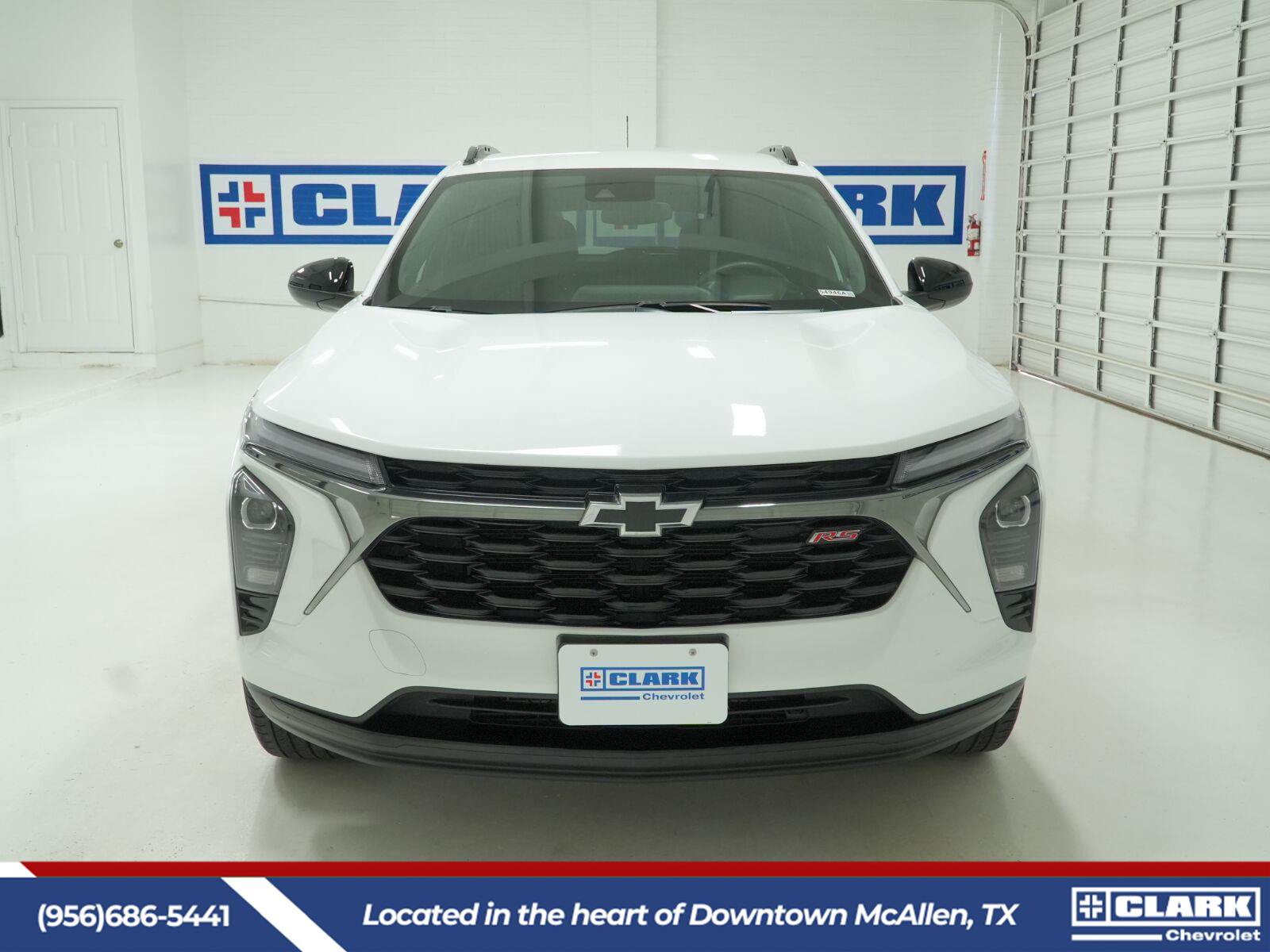 Used 2025 Chevrolet Trax RS w/ Driver Confidence Package FWD image 2