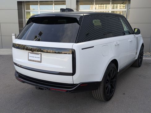 New 2026 Land Rover Range Rover SE AWD/4WD image 4