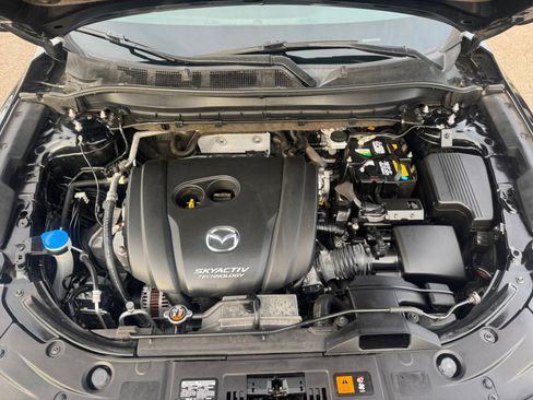 Used 2019 MAZDA CX-5 Touring image 32