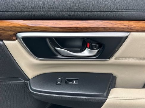 Used 2021 Honda CR-V Touring image 19
