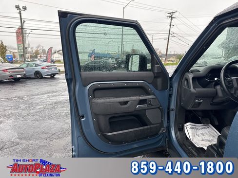 Used 2023 Land Rover Defender 110 X-Dynamic SE image 57