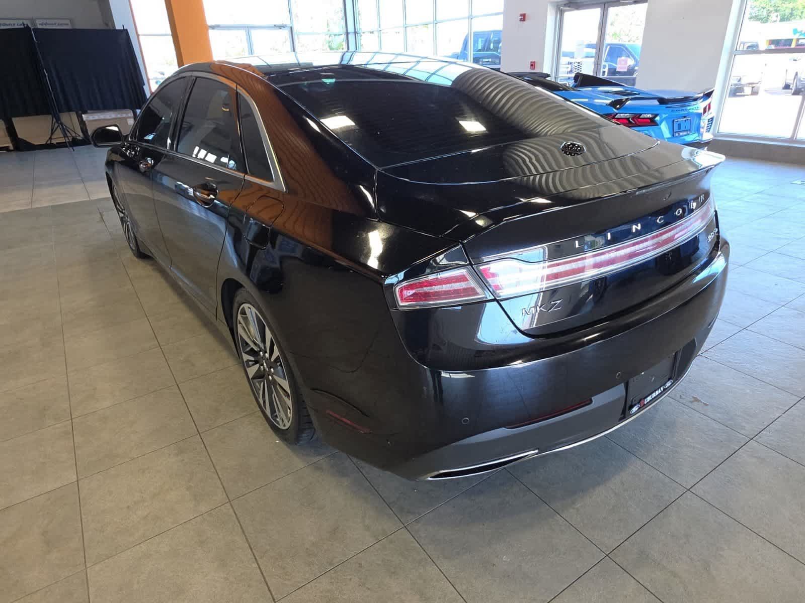 Used 2020 Lincoln MKZ Reserve w/ Elements Package AWD/4WD image 9