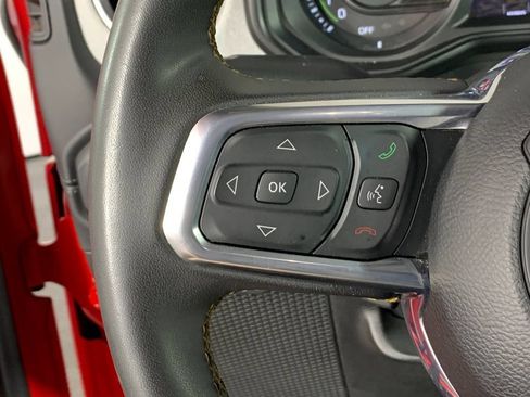 Used 2024 Jeep Wrangler Unlimited Sahara AWD/4WD image 18