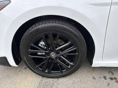 Used 2026 Toyota Camry SE w/ Convenience Package image 11